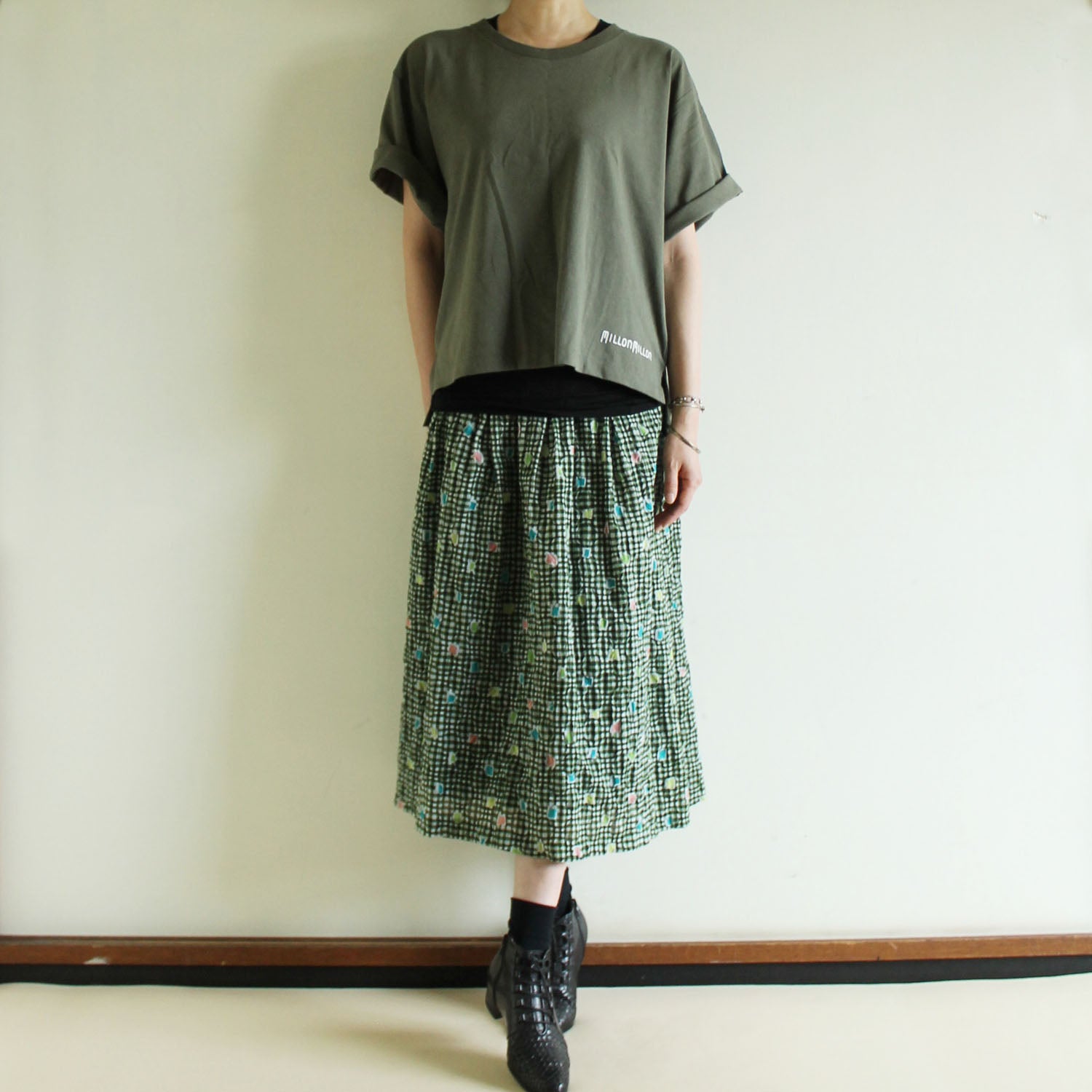 Over T-Shirt: olive