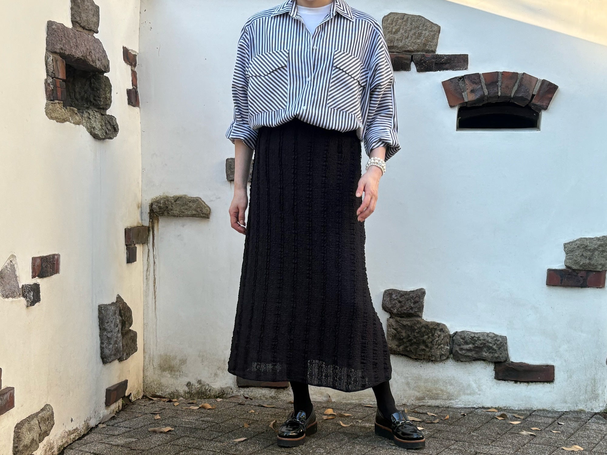 A-Line: vertical lace black