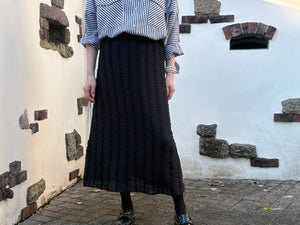 A-Line: vertical lace black