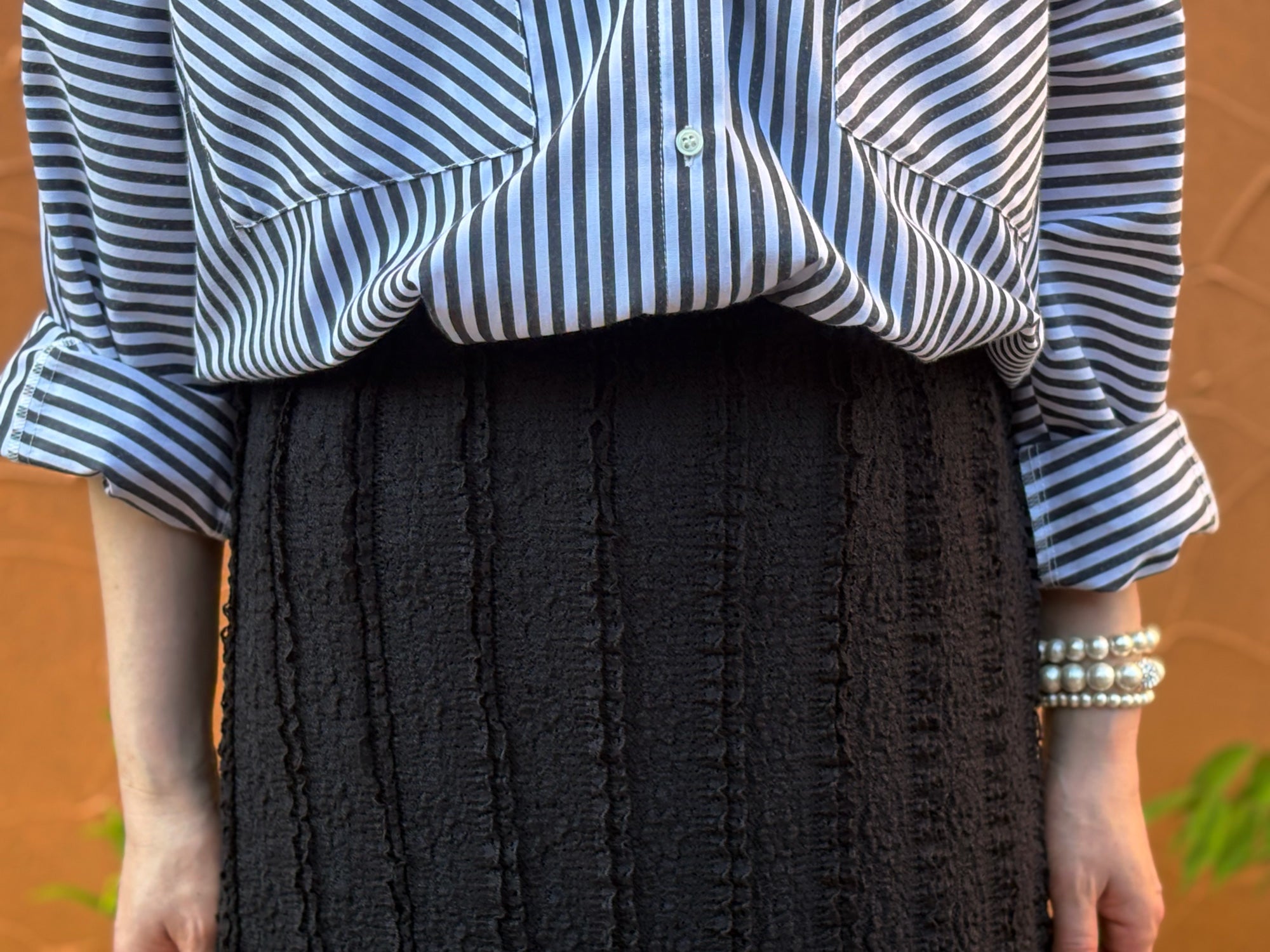 A-Line: vertical lace black