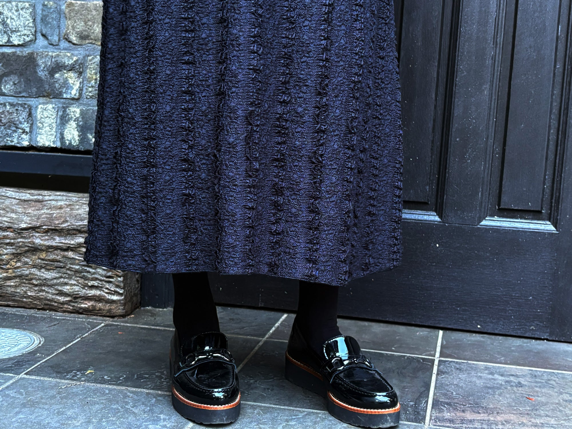 A-Line: vertical lace black