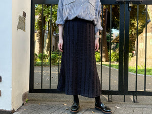 A-Line: vertical lace black