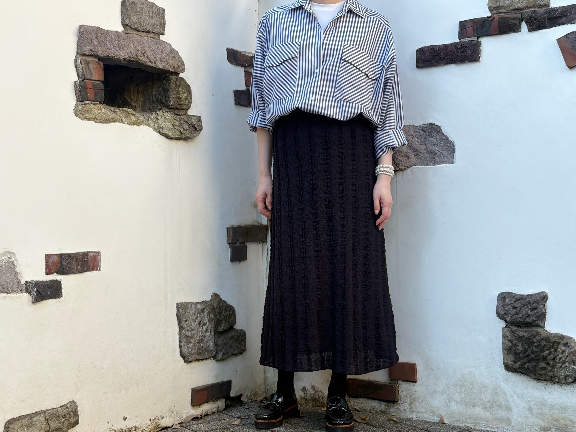 A-Line: vertical lace black