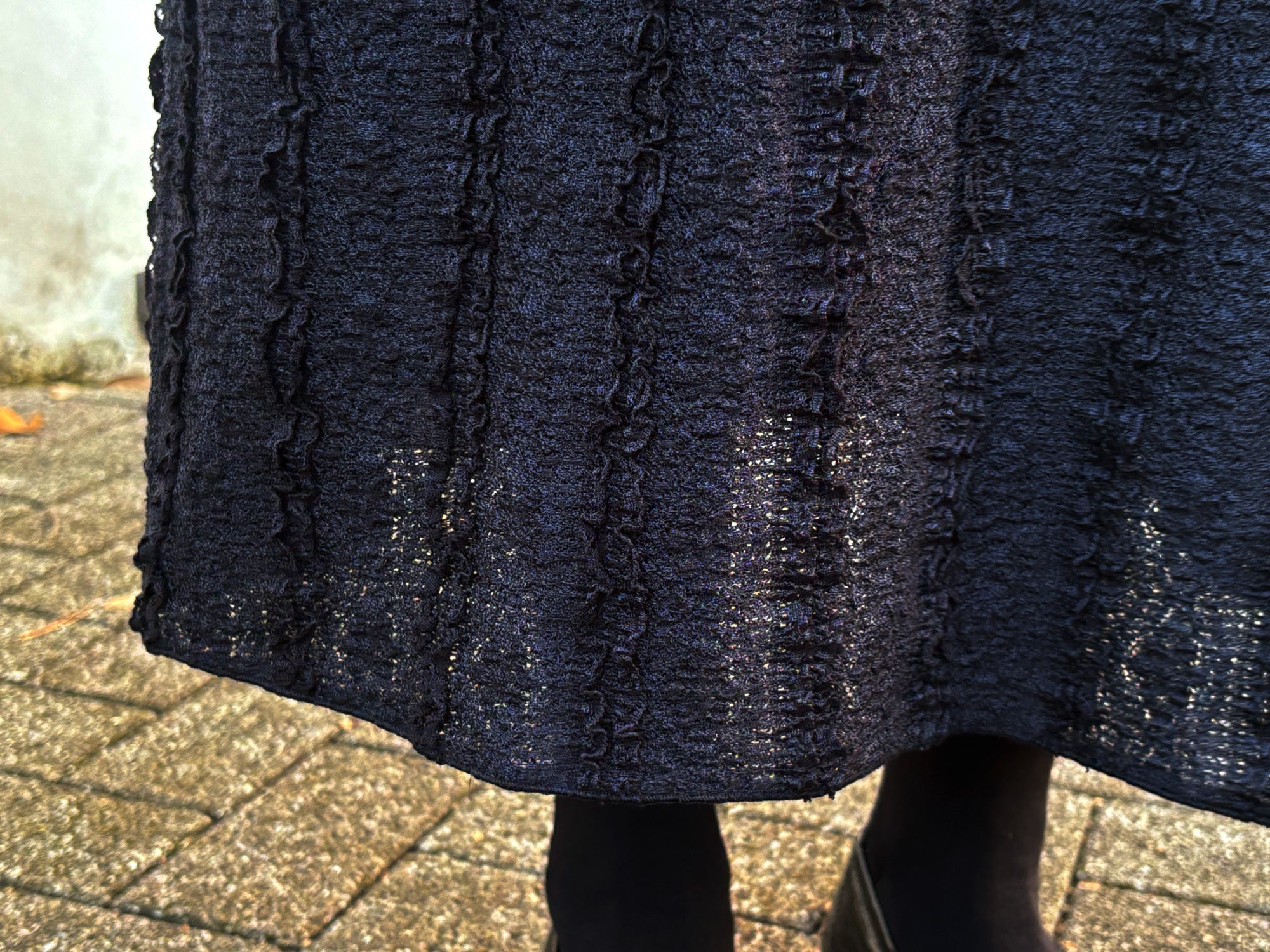 A-Line: vertical lace black