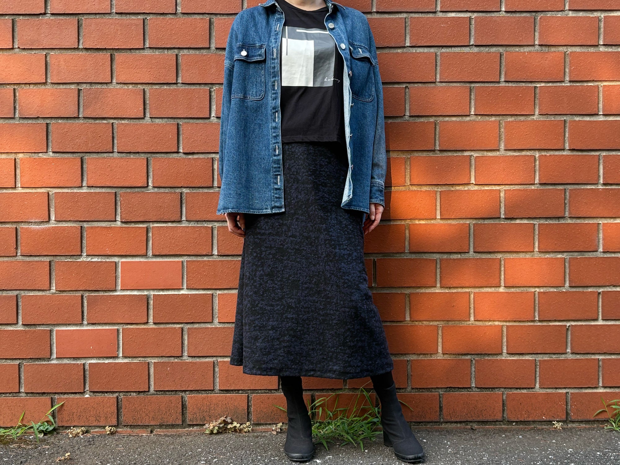 台形: knit jacquard navy x black
