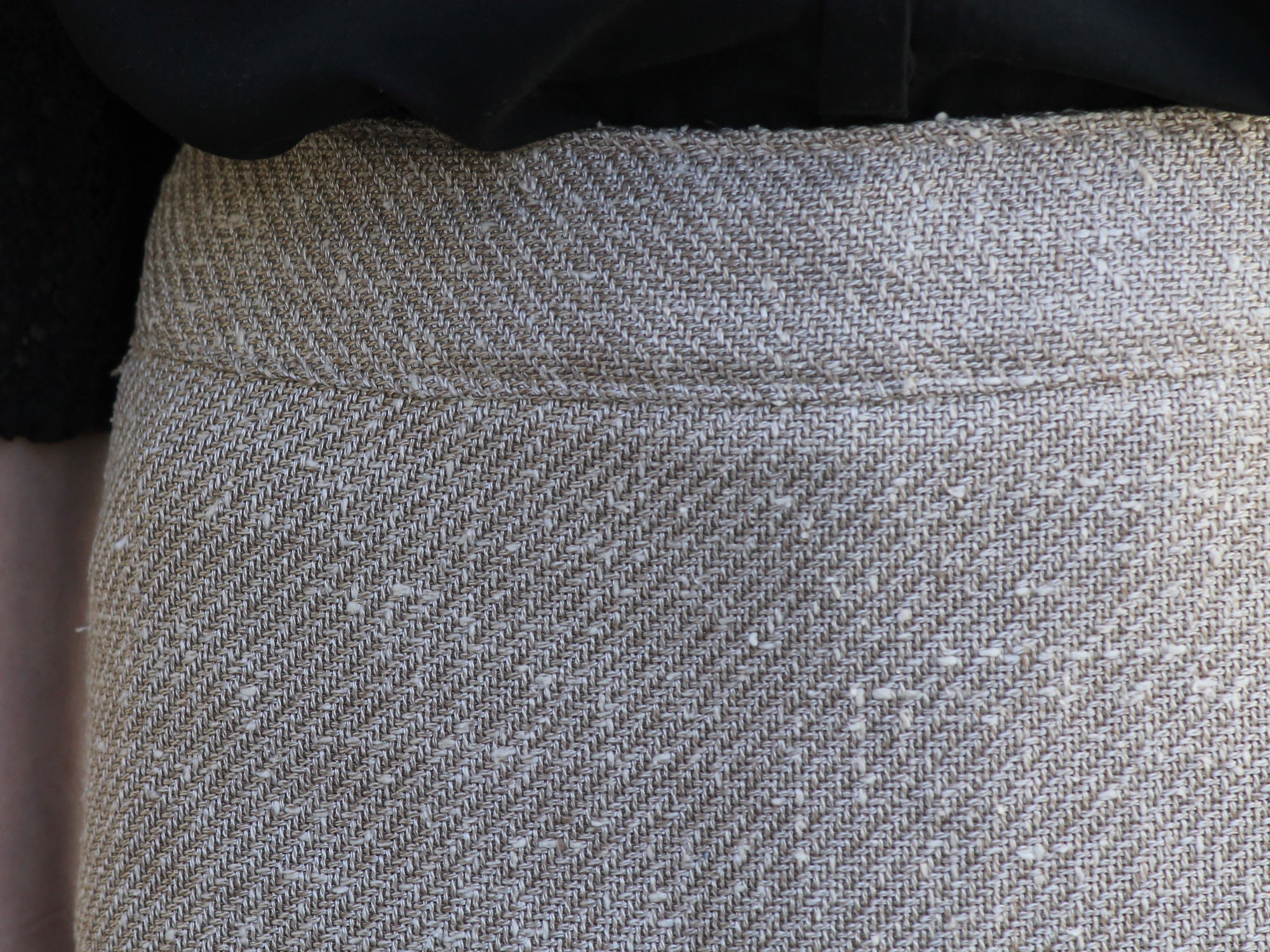 台形: silk linen tweed
