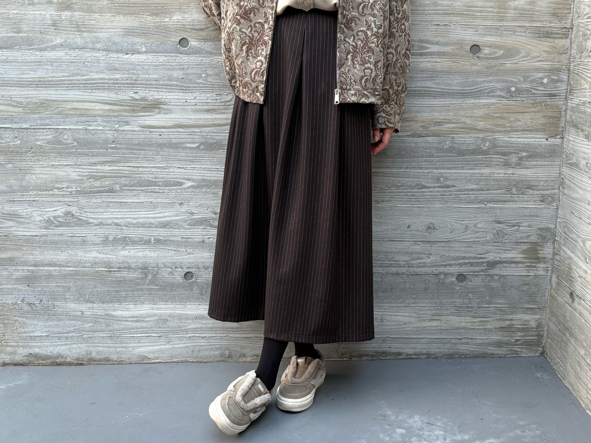 millon: chocolate pin stripe
