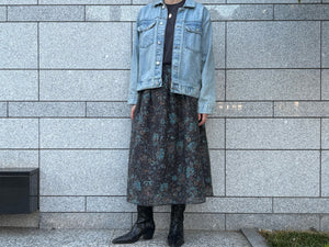 millon: turquoise flower